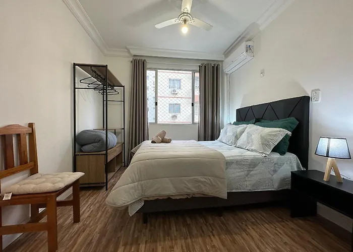 Po04- 1 Quarto Ao Lado Shop. Atlantico C/ Garagem